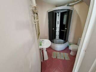 Гостиница Анастасия Туапсе Трехместный номер-12