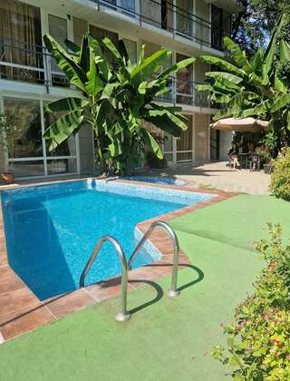 Гостиница Анастасия Туапсе Трехместный номер-14