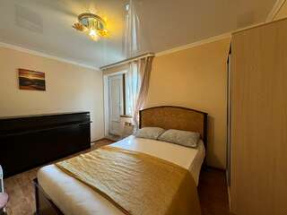 Гостиница Анастасия Туапсе Бюджетный трехместный номер-4