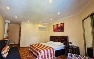 Гостиница Анастасия Туапсе Трехместный номер-4