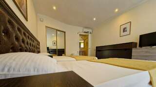 Гостиница Анастасия Туапсе Трехместный номер-10